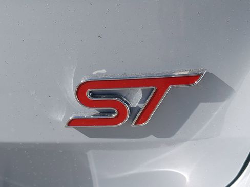 New 2026 Ford Explorer ST w/ Sun And Sound Package image 43