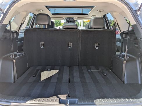 Used 2022 Kia Sorento S w/ Panoramic Sunroof Package AWD/4WD image 28