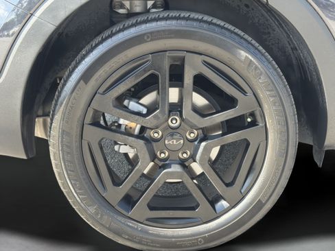 Used 2025 Kia Telluride SX Prestige X-Line AWD/4WD image 35