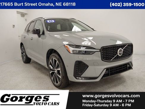Certified 2025 Volvo XC60 B5 Plus AWD/4WD image 1