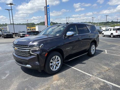Used 2024 Chevrolet Tahoe Premier RWD image 7