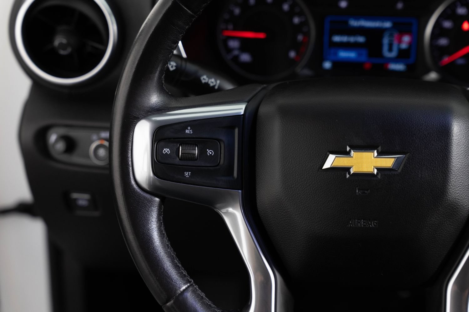 Used 2020 Chevrolet Blazer LT w/ Redline Edition AWD/4WD image 31