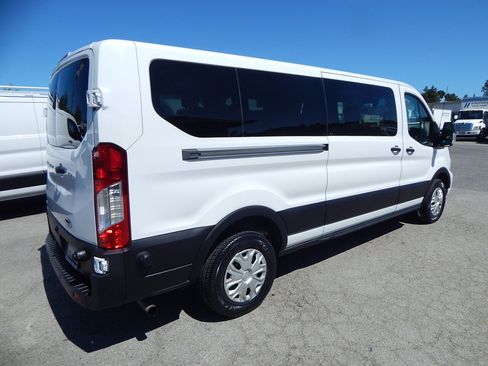 Used 2024 Ford Transit 350 XLT RWD image 8