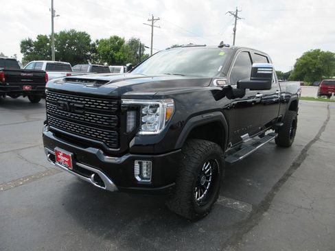 Used 2022 GMC Sierra 2500 Denali AWD/4WD image 11