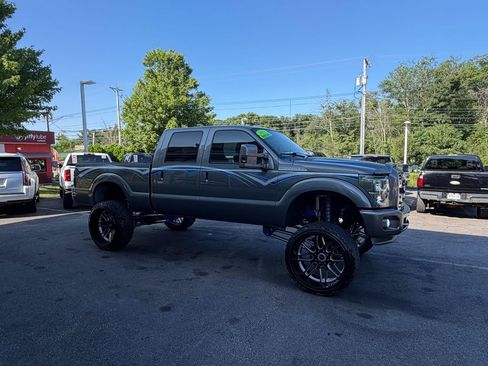 Used 2013 Ford F250 Lariat w/ Lariat Ultimate Pkg AWD/4WD image 5