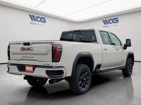 New 2026 GMC Sierra 2500 AT4 w/ AT4 Premium Plus Package AWD/4WD image 4