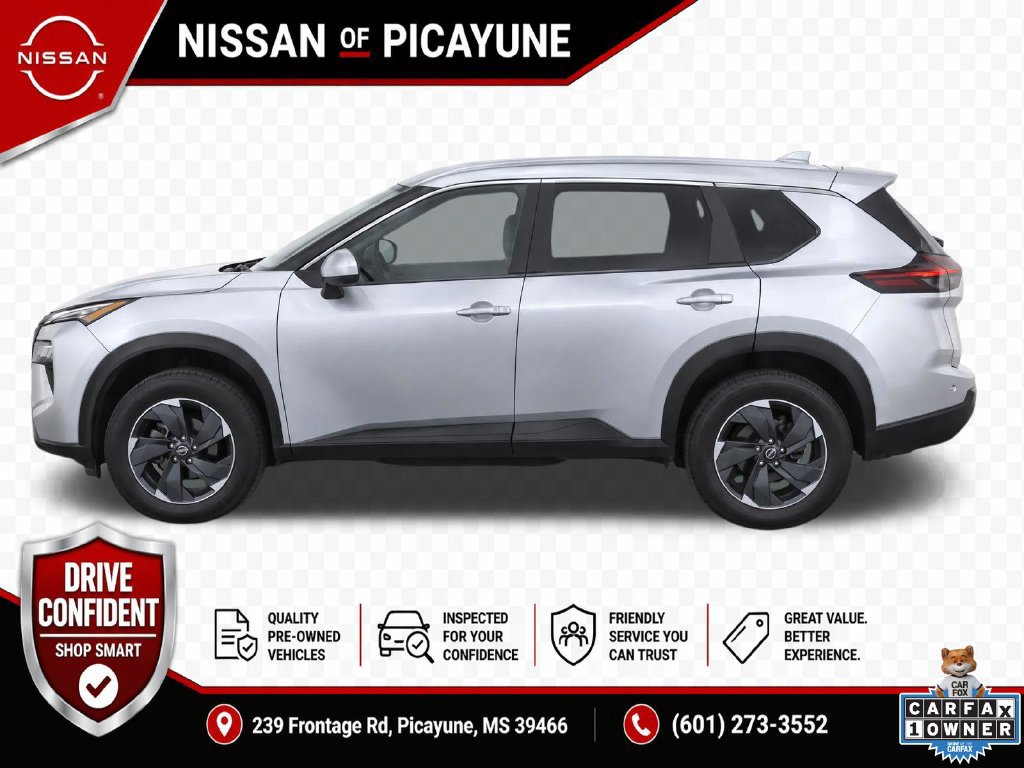 Used 2025 Nissan Rogue SV AWD/4WD image 2
