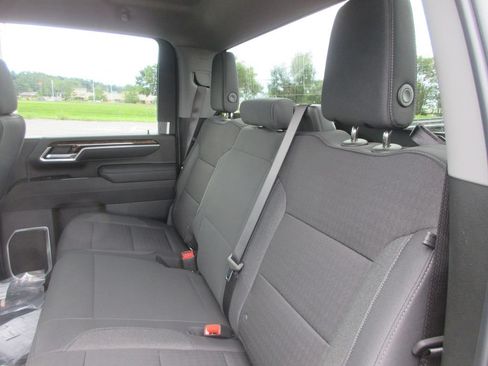 New 2026 GMC Sierra 3500 SLE w/ SLE Value Package AWD/4WD image 13