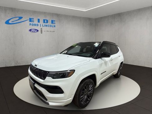 Used 2023 Jeep Compass High Altitude image 2