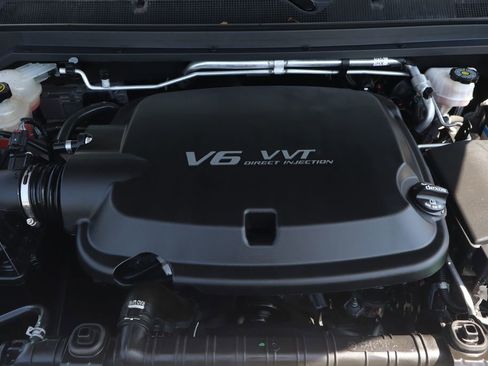 Used 2020 Chevrolet Colorado Z71 AWD/4WD image 13