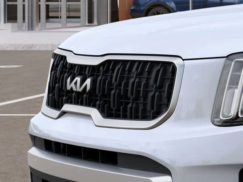 New 2025 Kia Telluride LX image 12