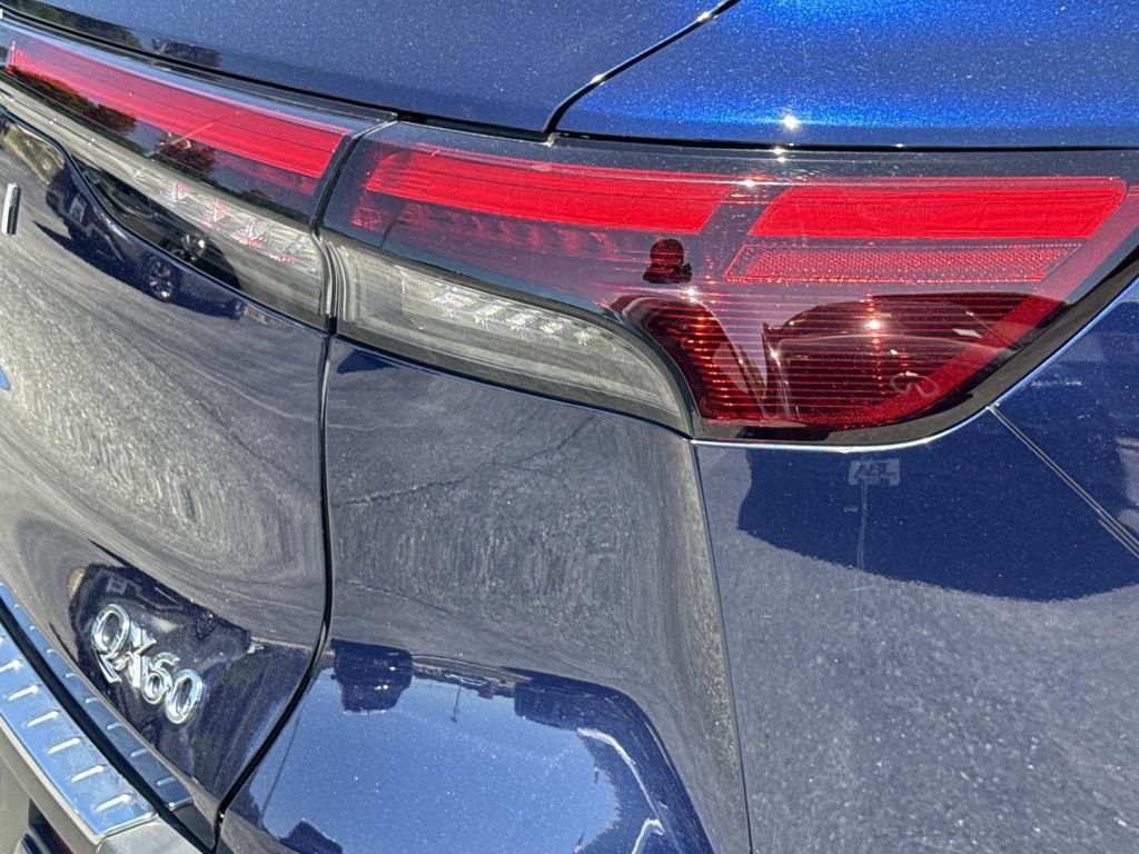 Certified 2023 INFINITI QX60 Luxe w/ Cargo Package AWD/4WD image 28