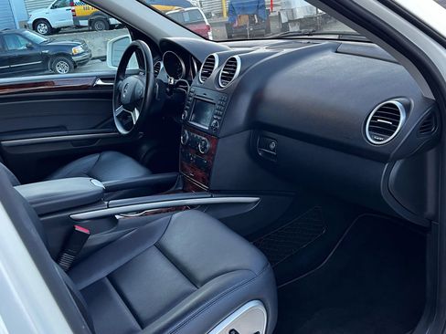 Used 2011 Mercedes-Benz ML 350 4MATIC image 21