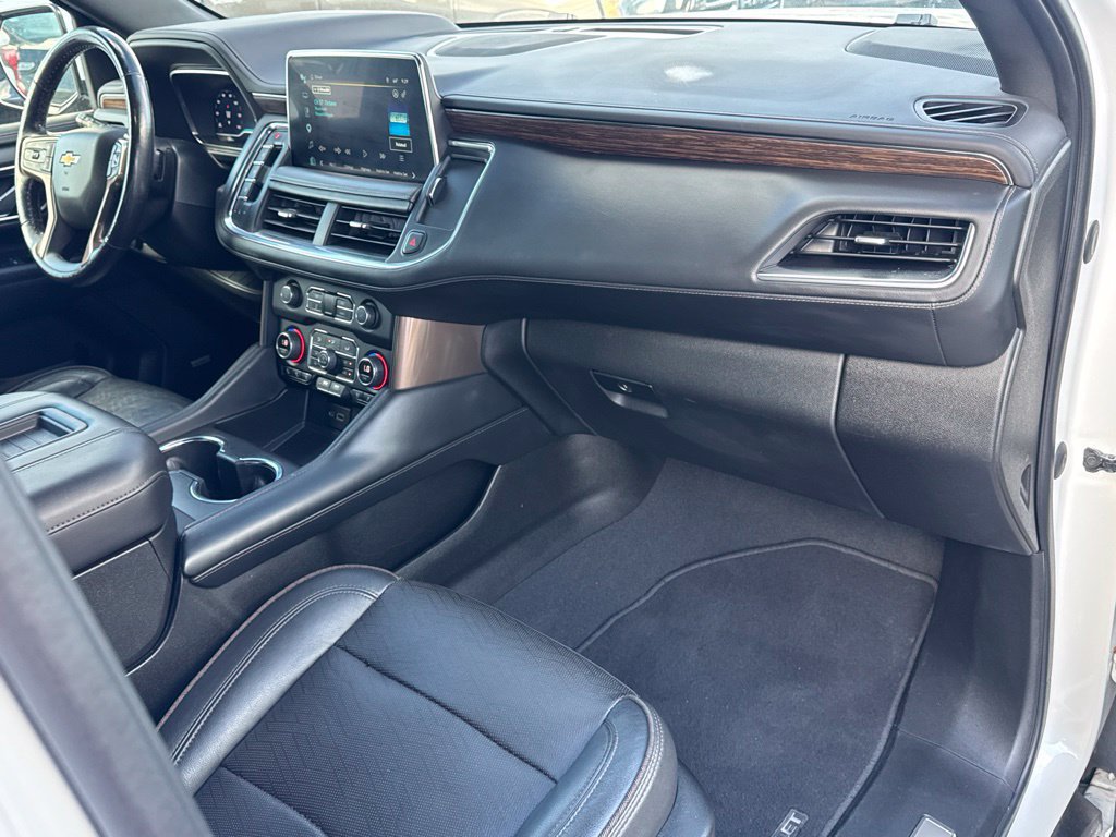 Used 2022 Chevrolet Tahoe High Country w/ Premium Package AWD/4WD image 26