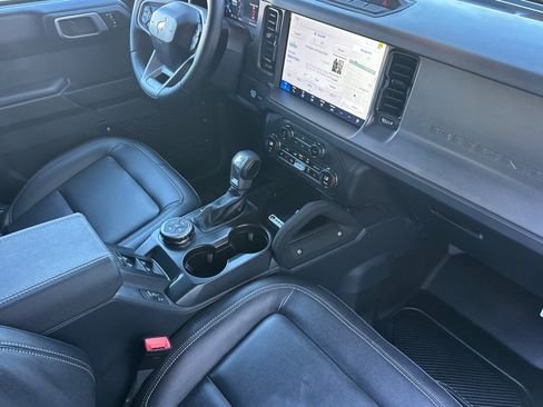 New 2025 Ford Bronco Badlands w/ Sasquatch Package image 16