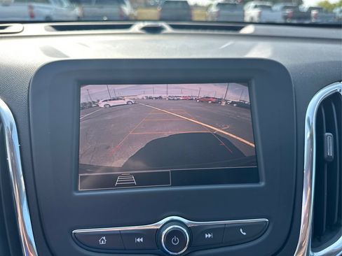Used 2023 Chevrolet Equinox LT AWD/4WD image 17