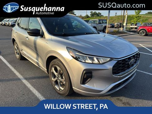 Used 2024 Ford Escape ST-Line w/ Tech Pack #1 AWD/4WD image 1