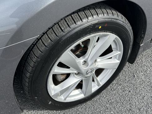 Used 2015 Nissan Altima 2.5 SV w/ Convenience Package image 11