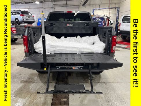 Used 2015 Ford F150 XLT w/ Equipment Group 302A Luxury image 21