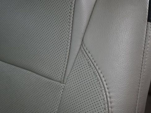 Used 2012 Ford Explorer Limited FWD image 13