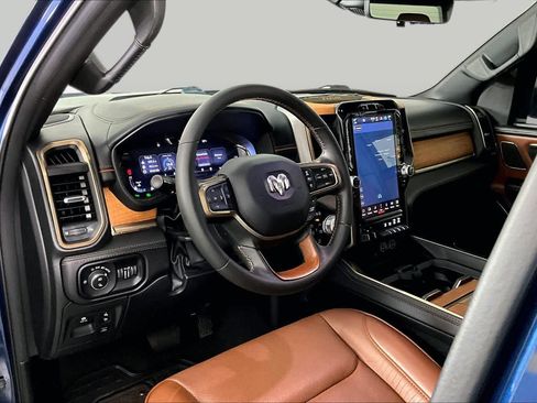 Used 2023 RAM 1500 Limited AWD/4WD image 16