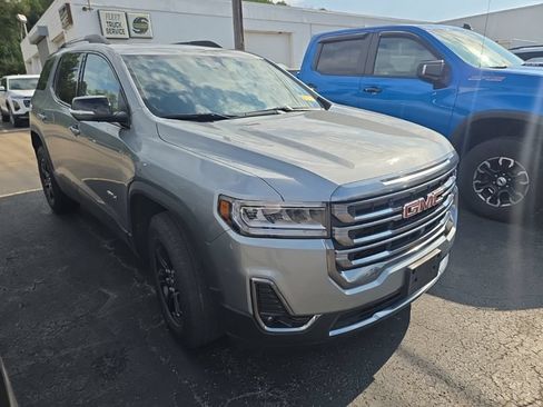 Used 2023 GMC Acadia AT4 w/ Technology Package AWD/4WD image 4