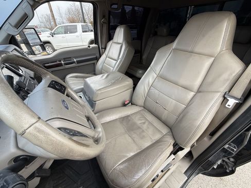 Used 2008 Ford F250 Lariat image 14