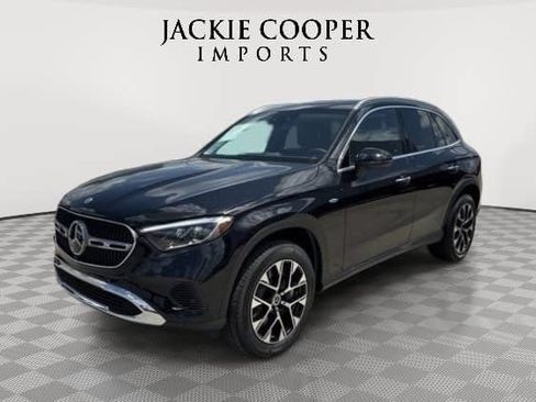New 2025 Mercedes-Benz GLC 350e 4MATIC image 1