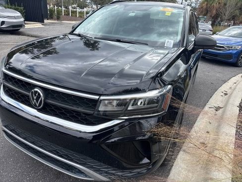 Used 2022 Volkswagen Taos S image 16