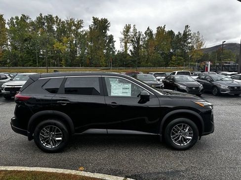 New 2026 Nissan Rogue SV w/ Cold Weather Package image 2