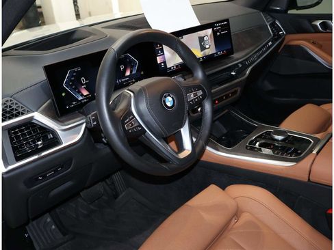 Certified 2024 BMW X5 xDrive40i w/ Premium Package AWD/4WD image 10