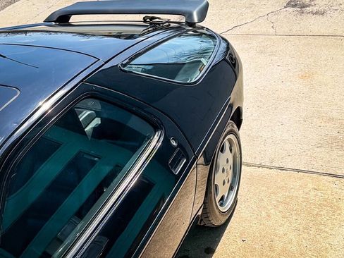 Used 1990 Porsche 928 image 20