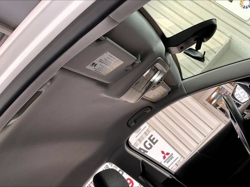 Used 2024 Chevrolet Equinox LT FWD image 13