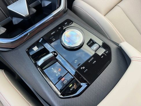 New 2026 BMW X3 xDrive30 w/ Premium Package image 19