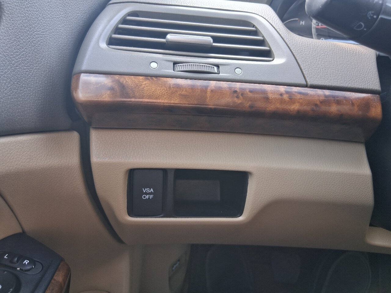 Used 2008 Honda Accord EX image 29