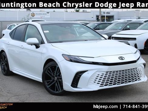 Used 2026 Toyota Camry XSE w/ Premium Plus Package FWD image 1