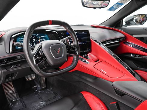 Used 2023 Chevrolet Corvette Stingray Preferred Conv w/ Z51 Performance Package RWD image 18