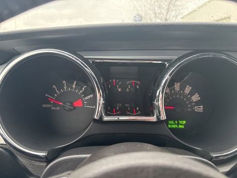 Used 2006 Ford Mustang Convertible image 12