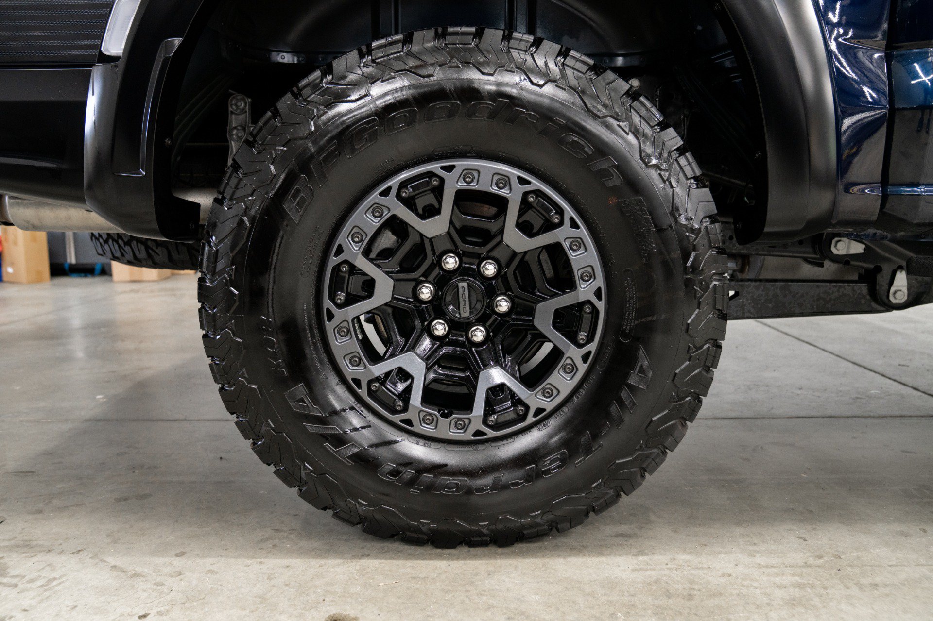 Used 2025 Ford F150 Raptor w/ Equipment Group 803A Raptor R AWD/4WD image 49