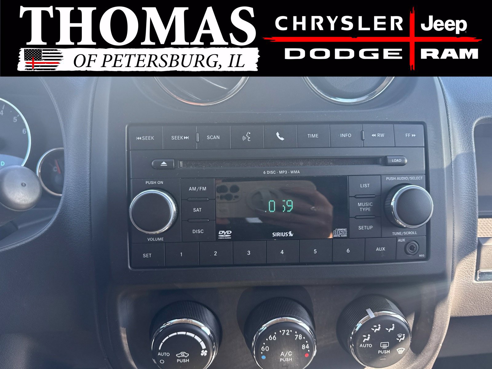 Used 2011 Jeep Compass Limited AWD/4WD image 15