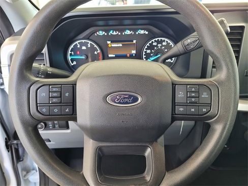 Used 2024 Ford F250 XLT image 23