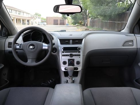 Used 2008 Chevrolet Malibu LS FWD image 16