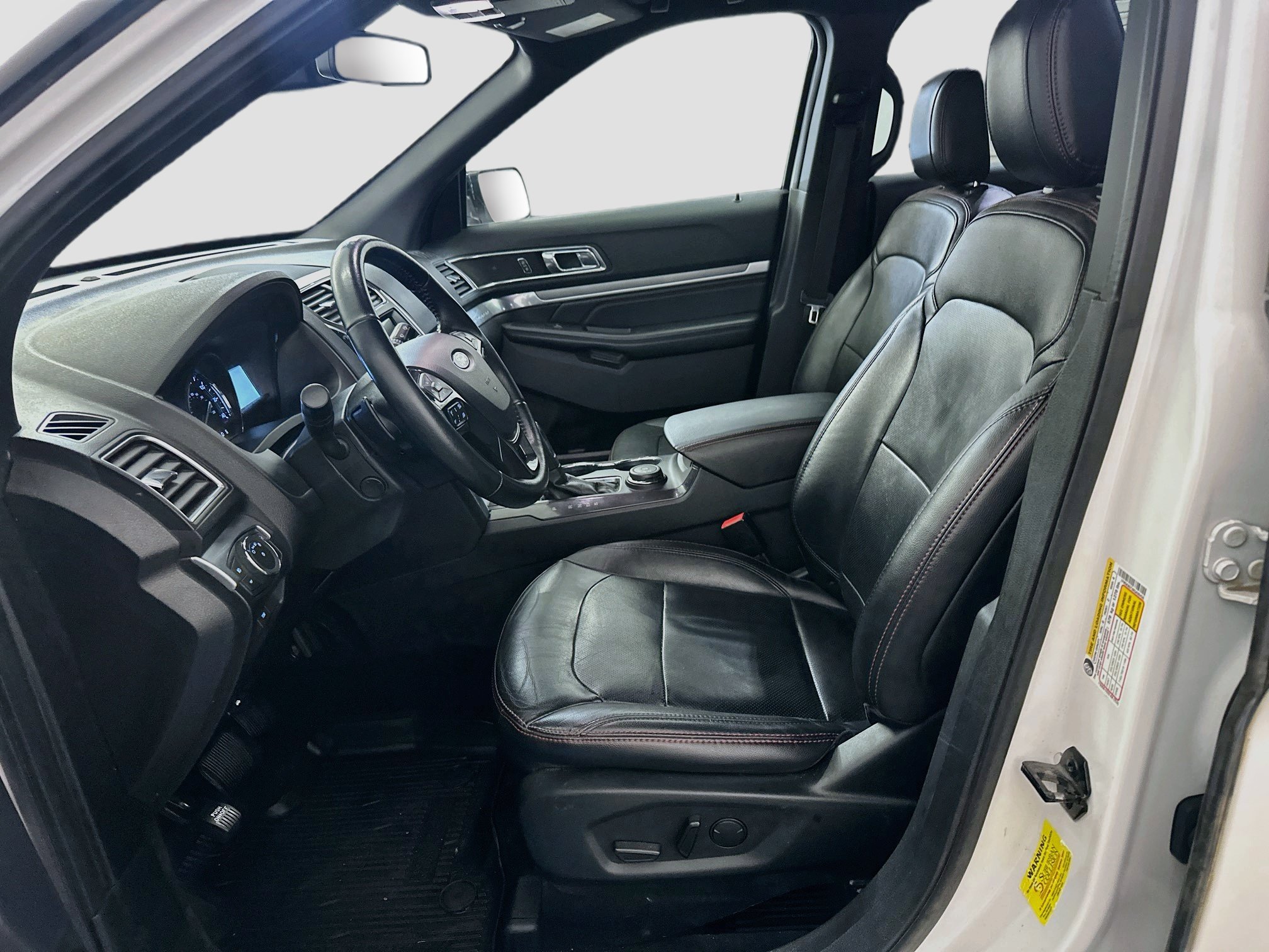 Used 2019 Ford Explorer Sport w/ Equipment Group 401A AWD/4WD image 13