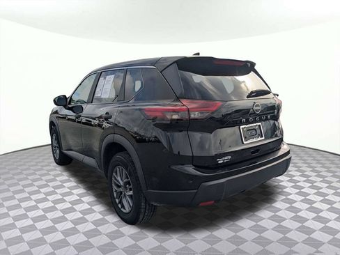 Used 2024 Nissan Rogue S AWD/4WD image 5