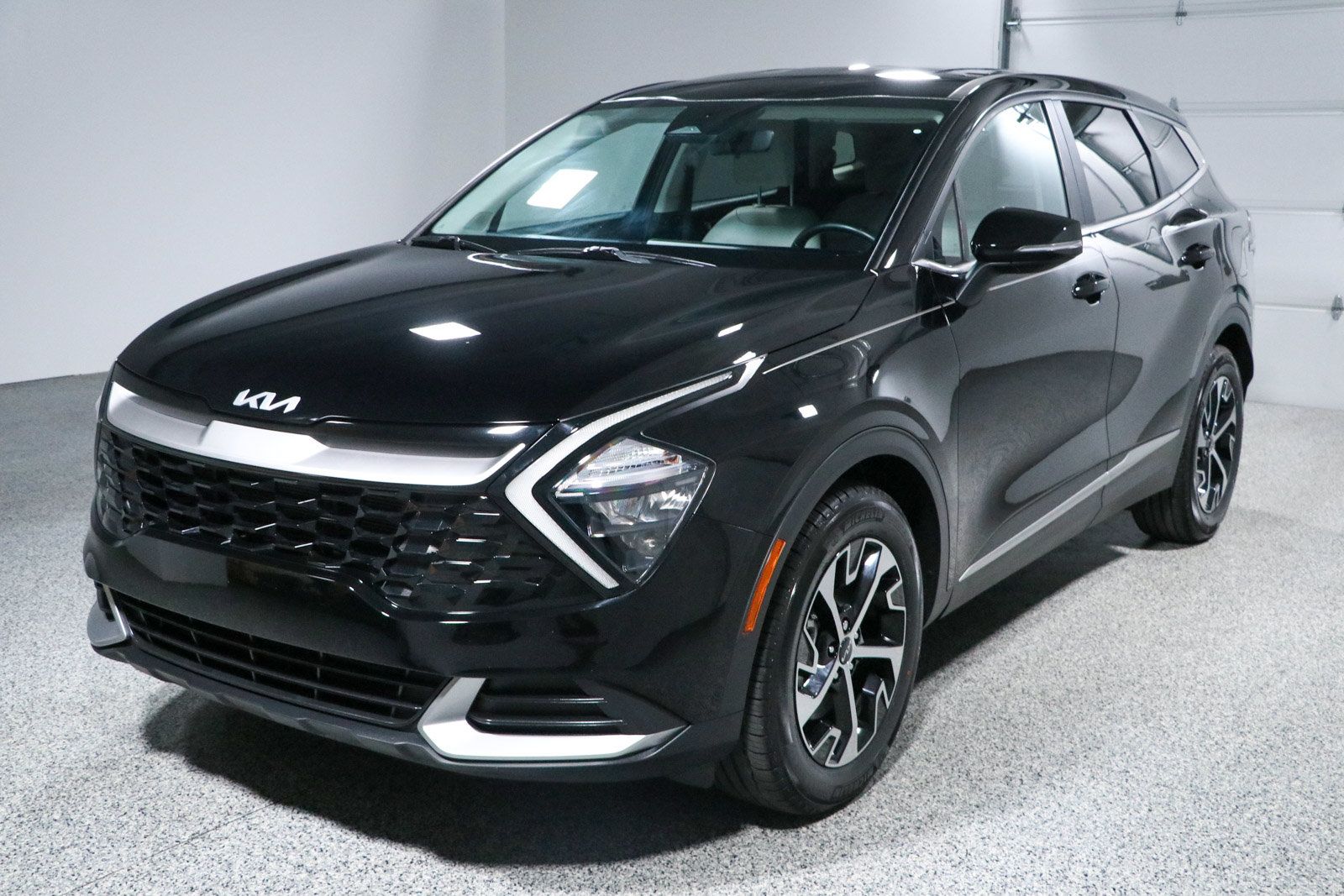Used 2023 Kia Sportage EX FWD image 30