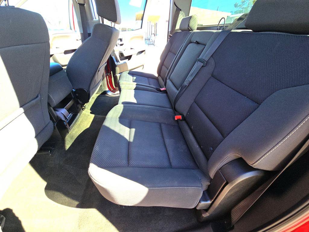 Used 2018 Chevrolet Silverado 1500 LT w/ All Star Edition AWD/4WD image 10
