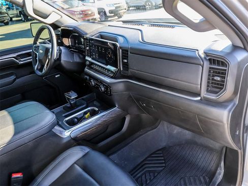 Used 2023 Chevrolet Silverado 1500 LTZ image 14