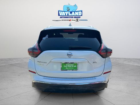 Used 2020 Nissan Murano SL w/ Moonroof Package FWD image 3