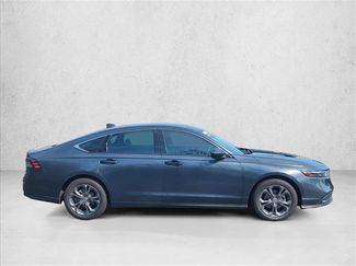 Used 2023 Honda Accord EX video 4