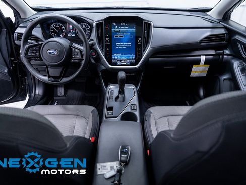 Used 2024 Subaru Crosstrek 2.0i Premium image 11